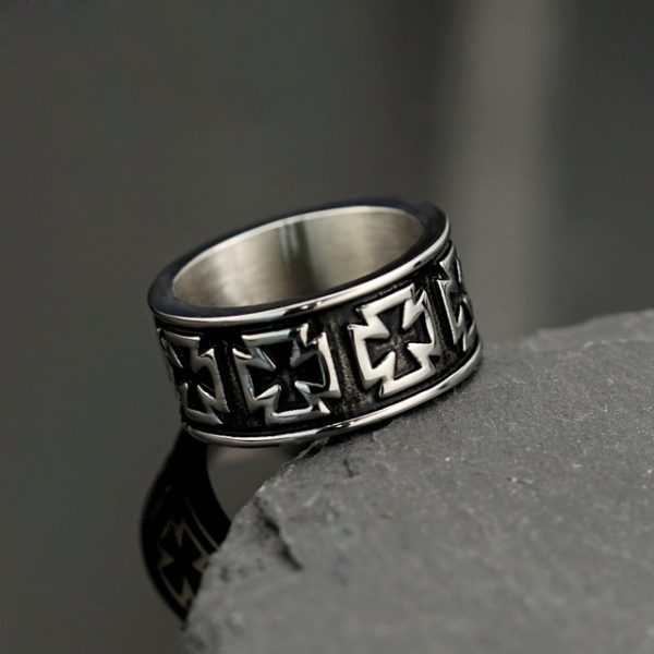 Retro Stainless Steel Cross Ring, European and American Fashion Titanium Steel Ring