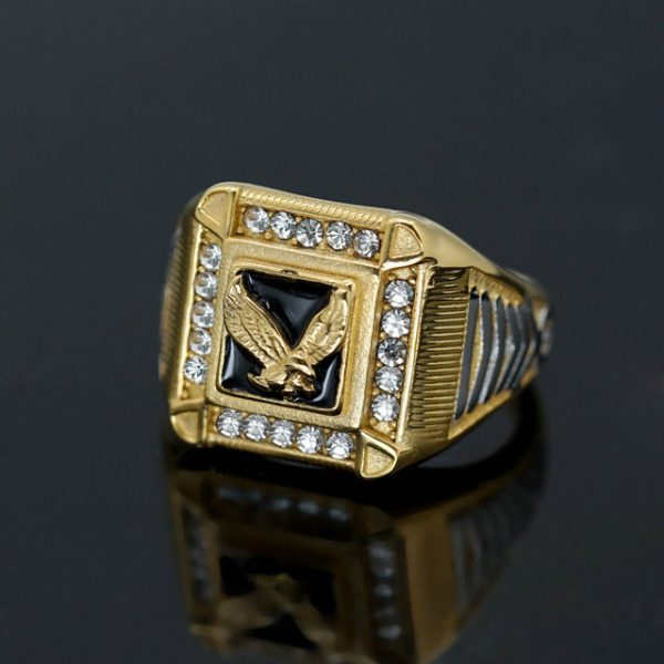 Full Diamond Eagle Titanium Steel Ring, Majestic Men's Eagle-themed Ring with Surrounding Diamond Embedding - 图片 6