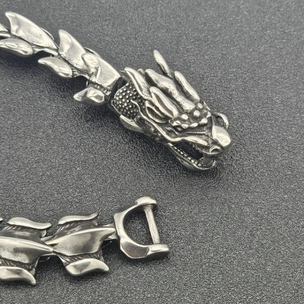 Retro Dragon Head and Spine Bracelet, Majestic Titanium Steel Dragon Shape with Dragon Scale Bracelet - 图片 3