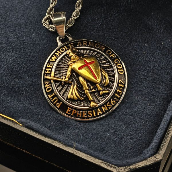 Medieval Templar Red Cross Shield Necklace Titanium Steel Gold Plated Droplet Resin Pendant - 图片 2