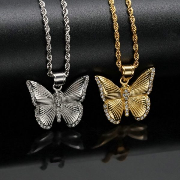 Premium butterfly pendant, stainless steel-plated 18k gold light luxury pendant