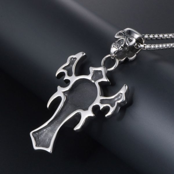 Titanium steel jewelry skull neck pendant cross skull pendant - 图片 3